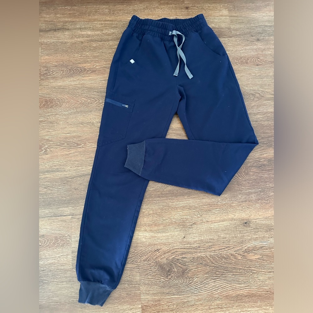 Figs high waisted navy jogger xxs